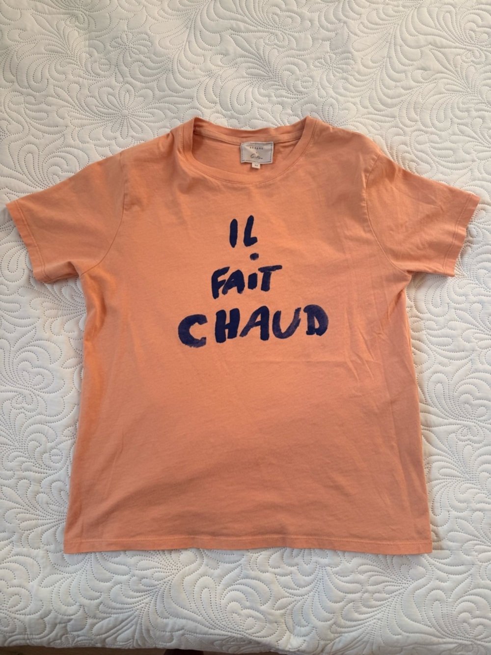 Sezane Peach Tee with Navy Graphic